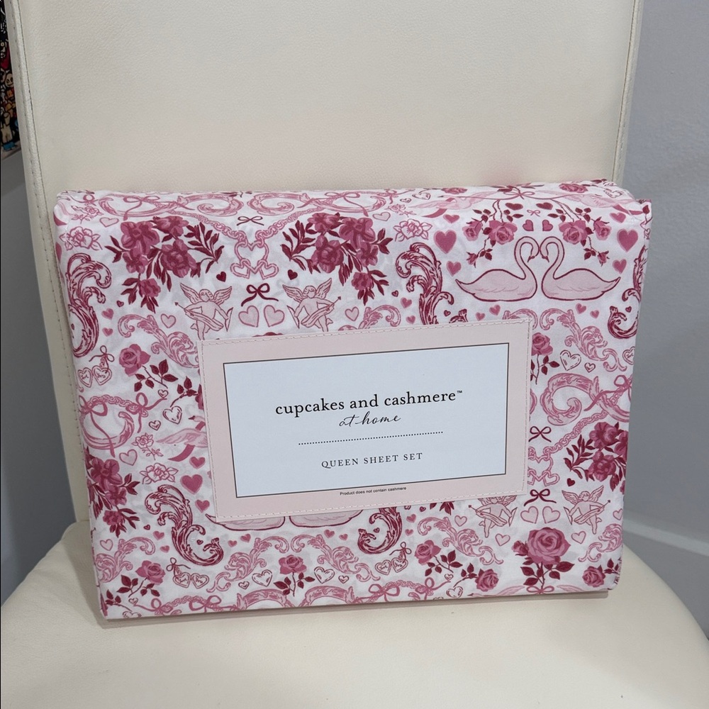 Cupcakes & Cashmere Pink/White "Cupid Rose" Floral Queen Sheet Set